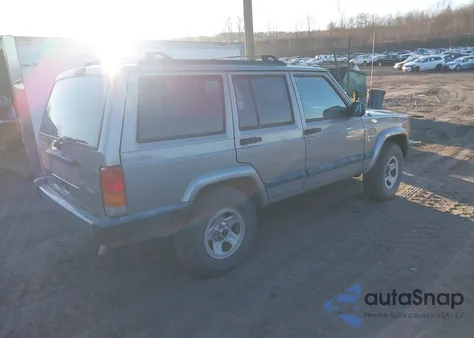 2000 Jeep Cherokee Sport from USA, damaged, VIN 1J4FF48SXYL131544